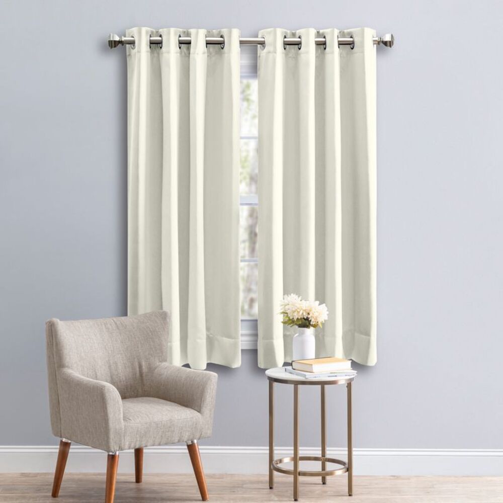 Ricardo Ultimate Black Out Grommet Panel w/Wand 56x36 Ivory